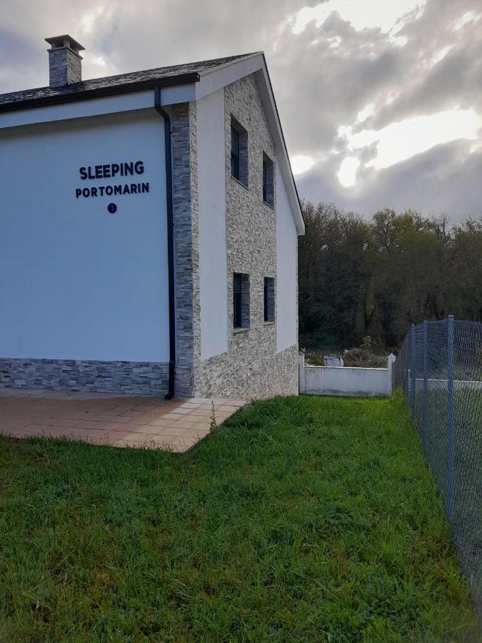 Hotel Sleeping Portomarin 2 Exteriér fotografie